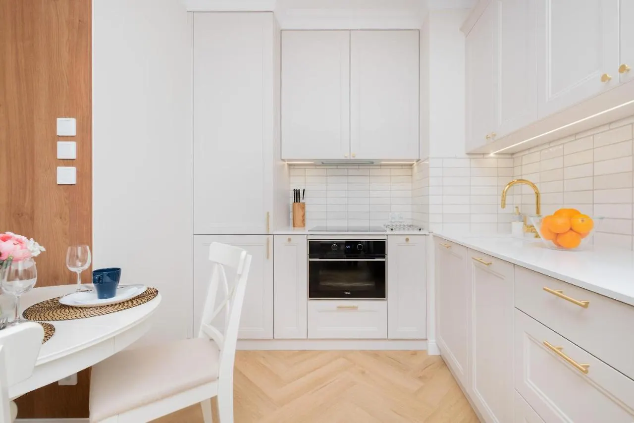 Zajezdnia Wrzeszcz Apartment With Balcony By Noclegi Renters Gdansk